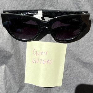 Guess Oversized Thick Frame Black Y2K Sunglasses - GU7680-01B